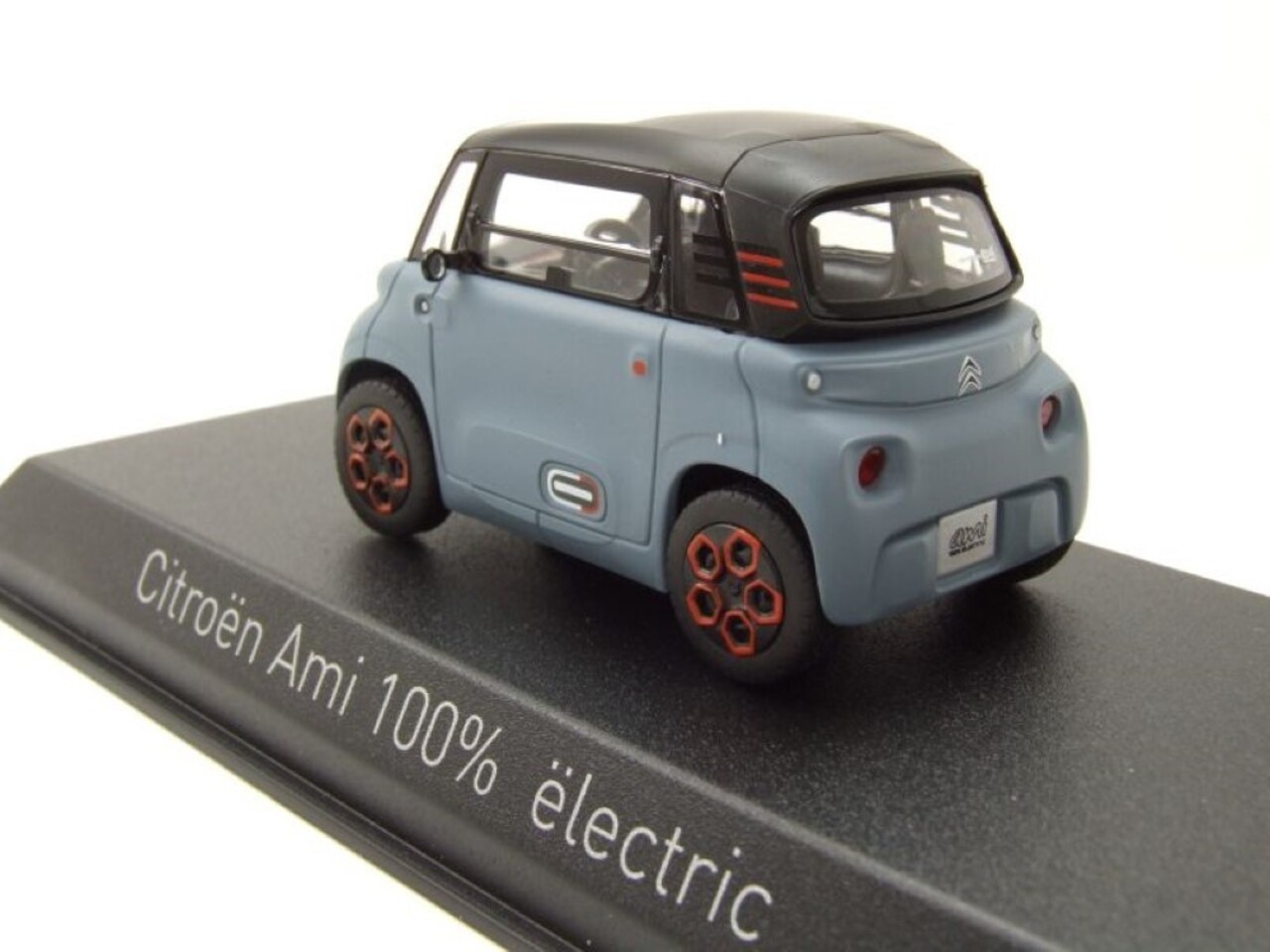 Citroen Citroen Ami 100% Electric 2020 'My Ami Orange' - 1:43 - Norev Citroen Citroen Ami 100% Electric 2020 'My Ami Orange' - 1:43 - Norev