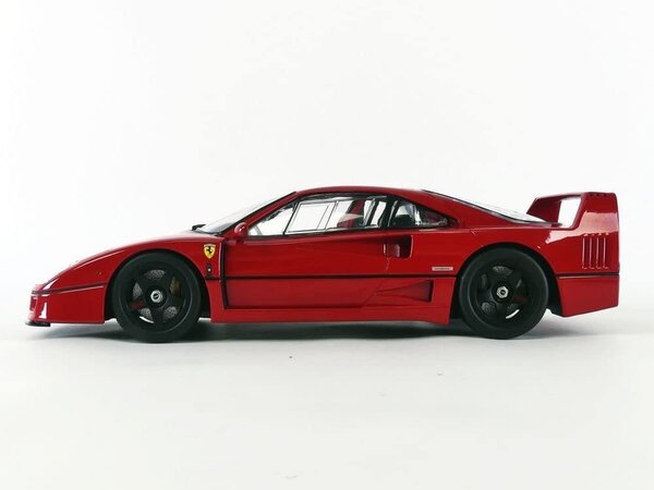 Ferrari Ferrari F40 Lightweight - 1:18 - KK Scale Ferrari Ferrari F40 Lightweight - 1:18 - KK Scale