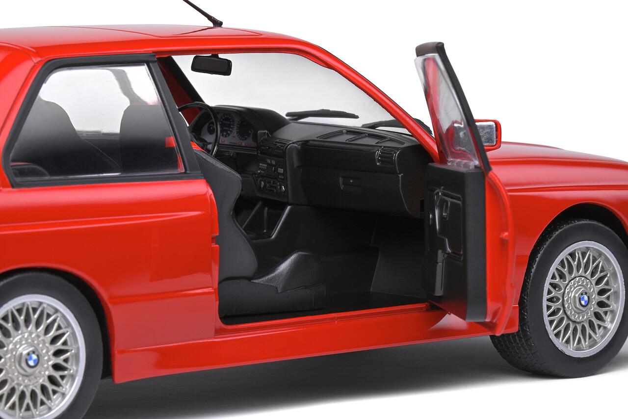 BMW BMW E30 M3 1986 - 1:18 - Solido BMW BMW E30 M3 1986 - 1:18 - Solido
