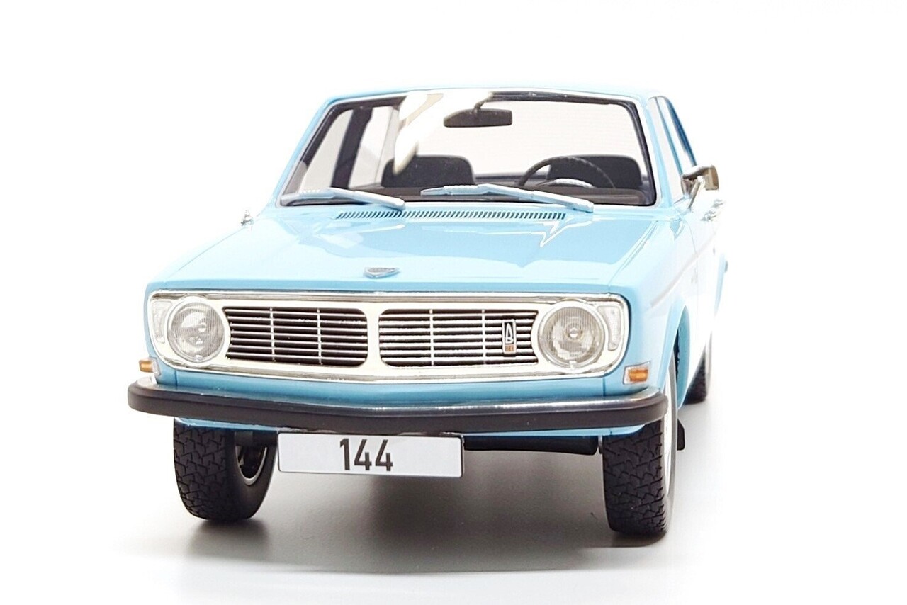 Volvo Volvo 144 - 1:18 - Best Of Show Volvo Volvo 144 - 1:18 - Best Of Show