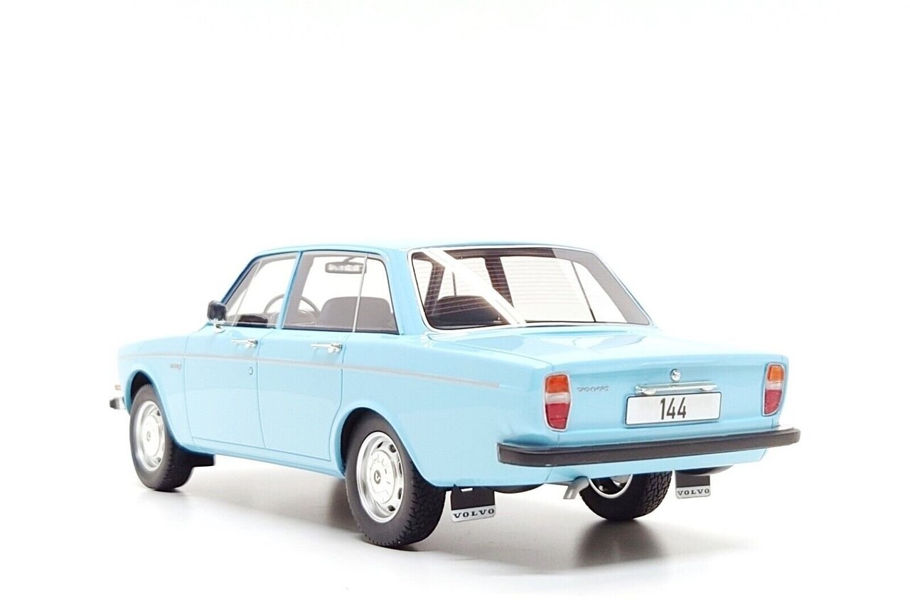 Volvo Volvo 144 - 1:18 - Best Of Show Volvo Volvo 144 - 1:18 - Best Of Show