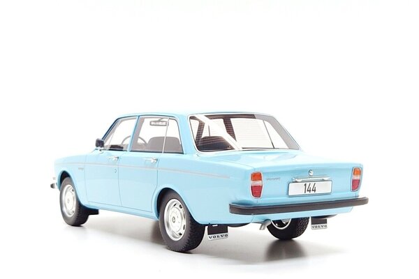 Volvo Volvo 144 - 1:18 - Best Of Show Volvo Volvo 144 - 1:18 - Best Of Show