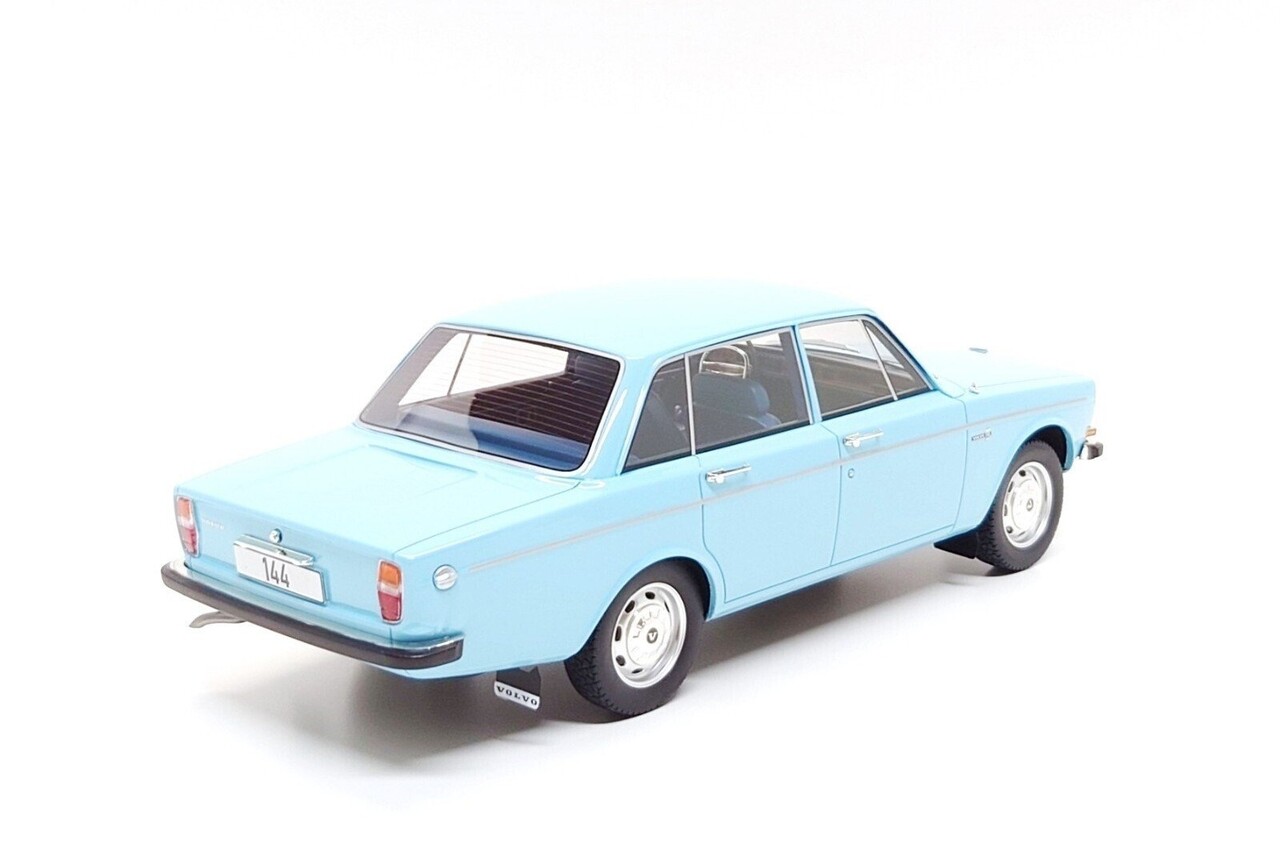 Volvo Volvo 144 - 1:18 - Best Of Show Volvo Volvo 144 - 1:18 - Best Of Show