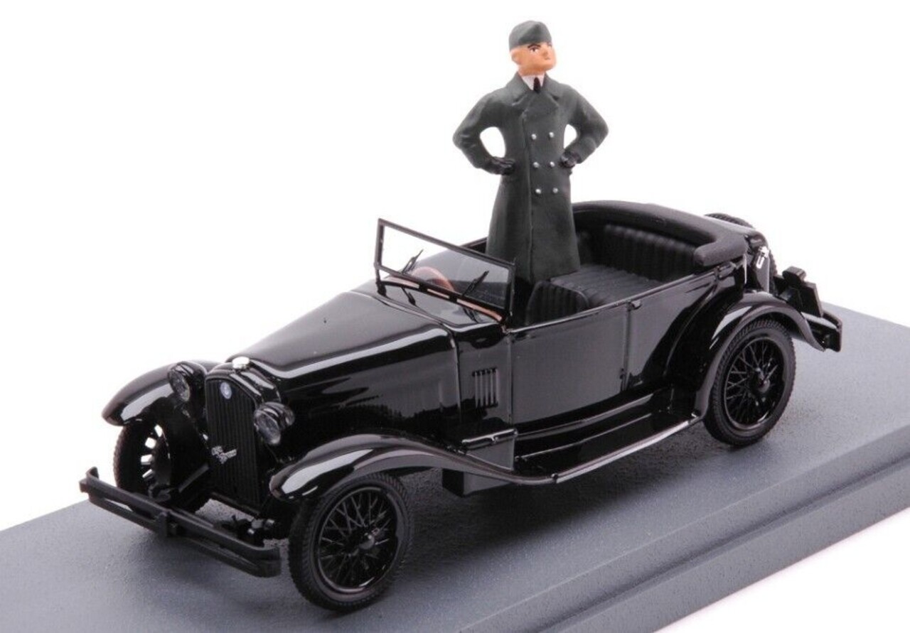 Alfa Romeo Alfa Romeo 1750 Torpedo Spider Milano 1944 + Figure Benito Mussolini - 1:43 - Rio Alfa Romeo Alfa Romeo 1750 Torpedo Spider Milano 1944 + Figure Benito Mussolini - 1:43 - Rio