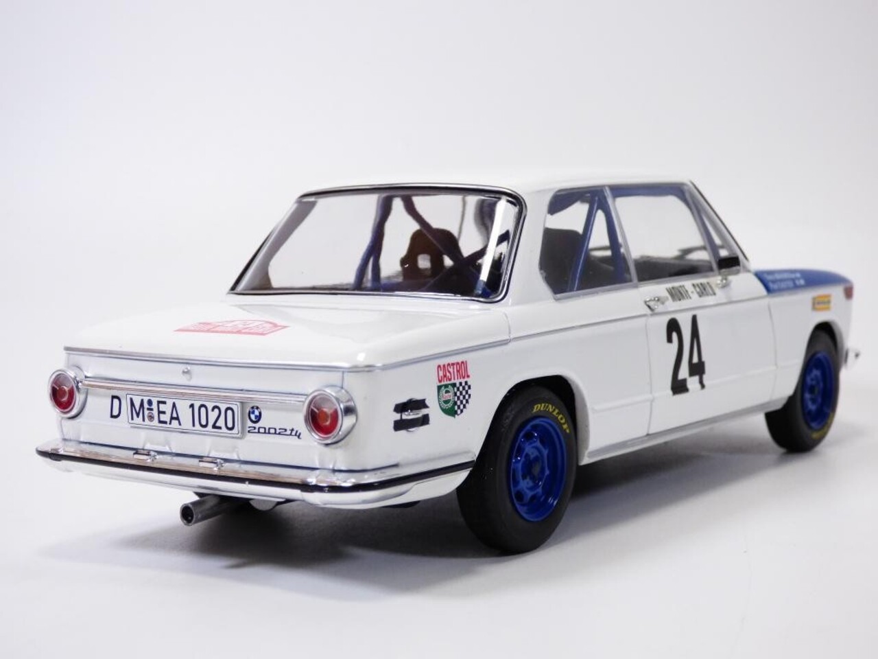 BMW BMW 2002 Ti #24 Rally Monte Carlo 1969 Night Version - 1:18 - Solido BMW BMW 2002 Ti #24 Rally Monte Carlo 1969 Night Version - 1:18 - Solido