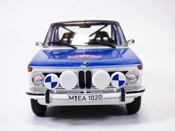BMW BMW 2002 Ti #24 Rally Monte Carlo 1969 Night Version - 1:18 - Solido BMW BMW 2002 Ti #24 Rally Monte Carlo 1969 Night Version - 1:18 - Solido