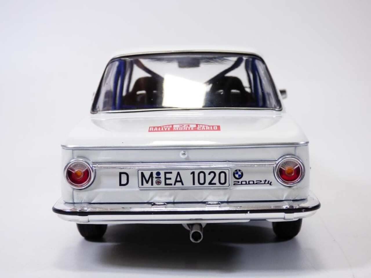 BMW BMW 2002 Ti #24 Rally Monte Carlo 1969 Night Version - 1:18 - Solido BMW BMW 2002 Ti #24 Rally Monte Carlo 1969 Night Version - 1:18 - Solido