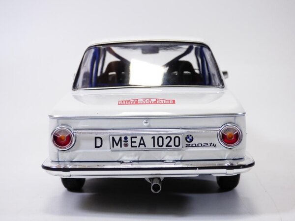 BMW BMW 2002 Ti #24 Rally Monte Carlo 1969 Night Version - 1:18 - Solido BMW BMW 2002 Ti #24 Rally Monte Carlo 1969 Night Version - 1:18 - Solido