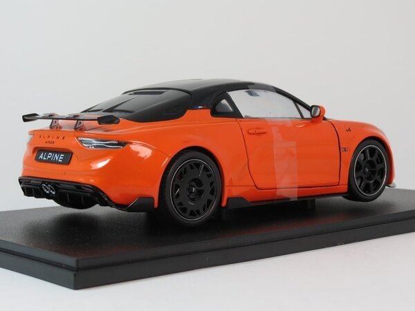 Alpine Alpine A110 Radicale Coupe 2024 - 1:18 - Solido Alpine Alpine A110 Radicale Coupe 2024 - 1:18 - Solido