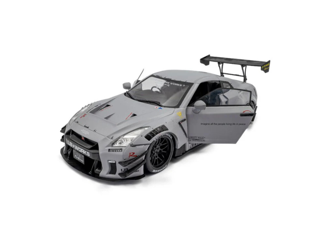Nissan Nissan GT-R (R35) LWBK Type 2.0 + Figure Kato San 2024 - 1:18 - Solido Nissan Nissan GT-R (R35) LWBK Type 2.0 + Figure Kato San 2024 - 1:18 - Solido