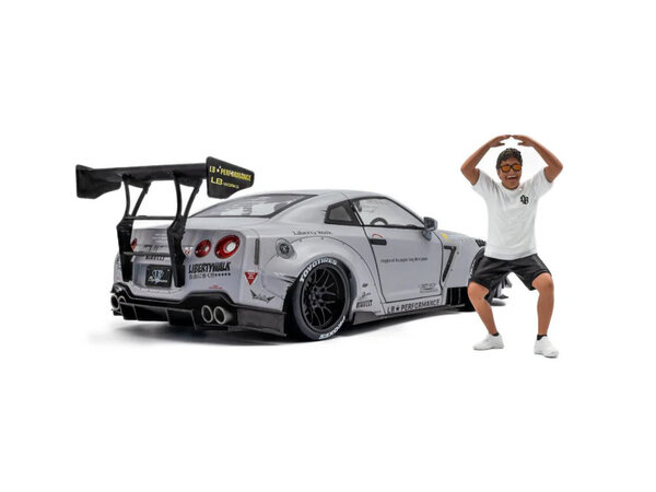 Nissan Nissan GT-R (R35) LWBK Type 2.0 + Figure Kato San 2024 - 1:18 - Solido Nissan Nissan GT-R (R35) LWBK Type 2.0 + Figure Kato San 2024 - 1:18 - Solido