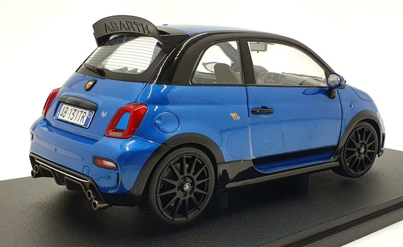 Fiat Fiat 695 Abarth Tribute 131 Rally 2022 - 1:18 - Solido Fiat Fiat 695 Abarth Tribute 131 Rally 2022 - 1:18 - Solido