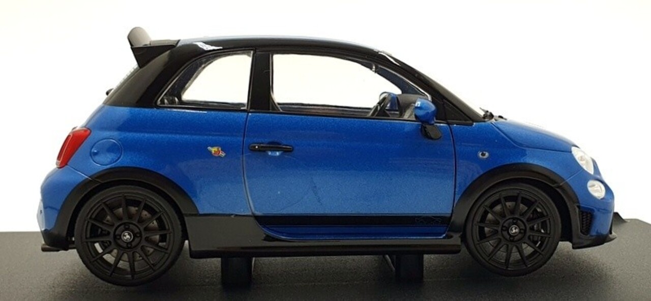 Fiat Fiat 695 Abarth Tribute 131 Rally 2022 - 1:18 - Solido Fiat Fiat 695 Abarth Tribute 131 Rally 2022 - 1:18 - Solido