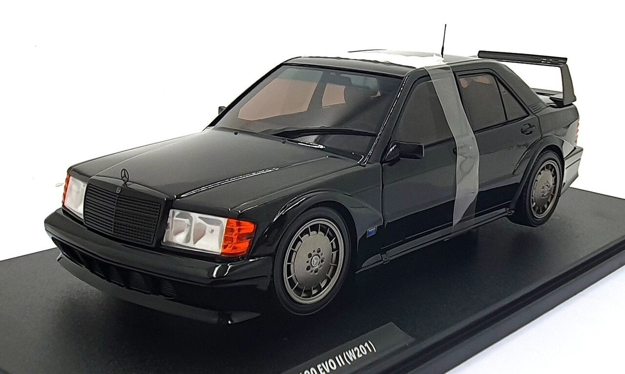 Mercedes-Benz Mercedes-Benz 190 (W201) Evo II 1990 - 1:18 - Solido Mercedes-Benz Mercedes-Benz 190 (W201) Evo II 1990 - 1:18 - Solido