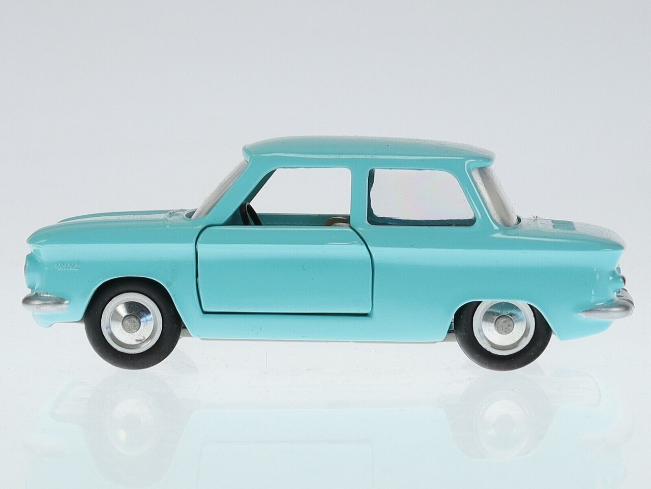 NSU NSU Prinz IV 1963 - 1:43 - Solido NSU NSU Prinz IV 1963 - 1:43 - Solido