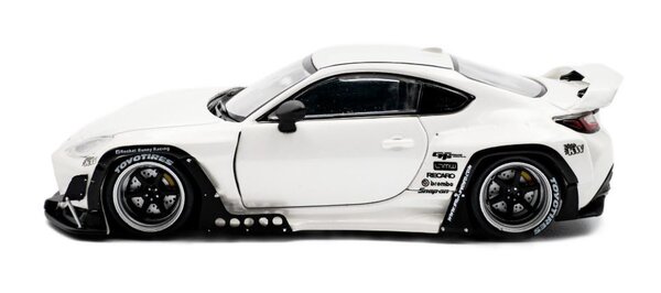 Toyota  Toyota GR86 Pandem Rocket Bunny 2022 - 1:43 - Solido
