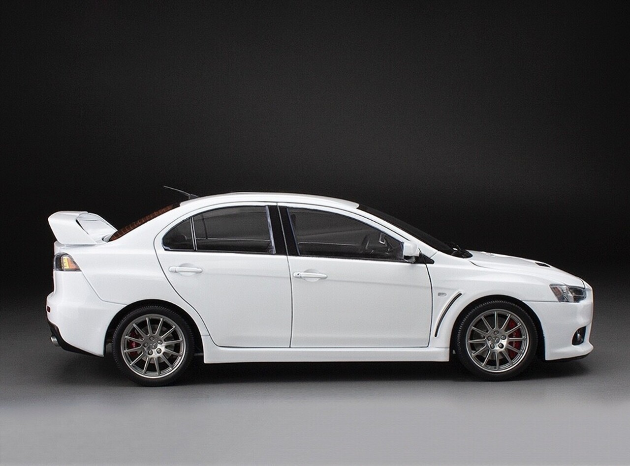 Chevrolet Mitsubishi Lancer Evolution X 2018 - 1:18 - Sun Star