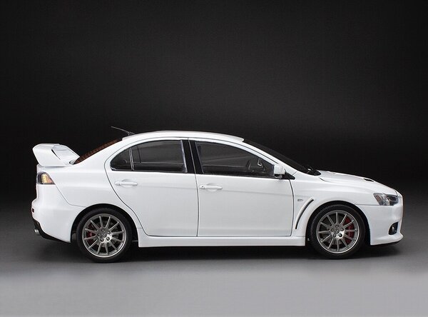 Chevrolet Mitsubishi Lancer Evolution X 2018 - 1:18 - Sun Star