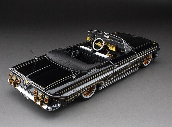 Chevrolet Chevrolet Impala Convertible Open Lowrider + Movable Suspension 1961 - 1:18 - Sun Star Chevrolet Chevrolet Impala Convertible Open Lowrider + Movable Suspension 1961 - 1:18 - Sun Star