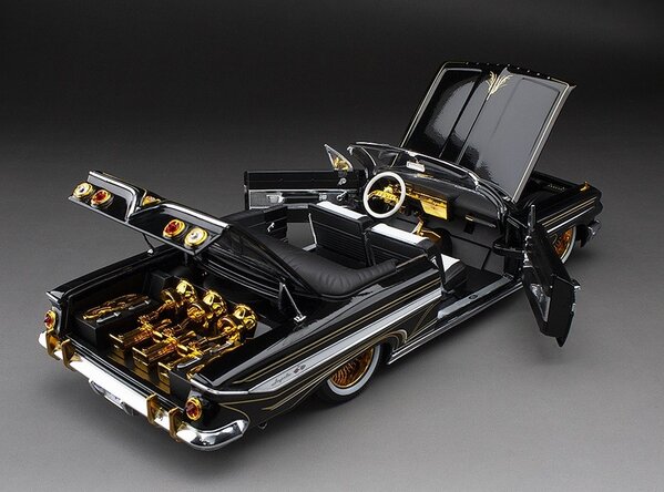 Chevrolet Chevrolet Impala Convertible Open Lowrider + Movable Suspension 1961 - 1:18 - Sun Star Chevrolet Chevrolet Impala Convertible Open Lowrider + Movable Suspension 1961 - 1:18 - Sun Star