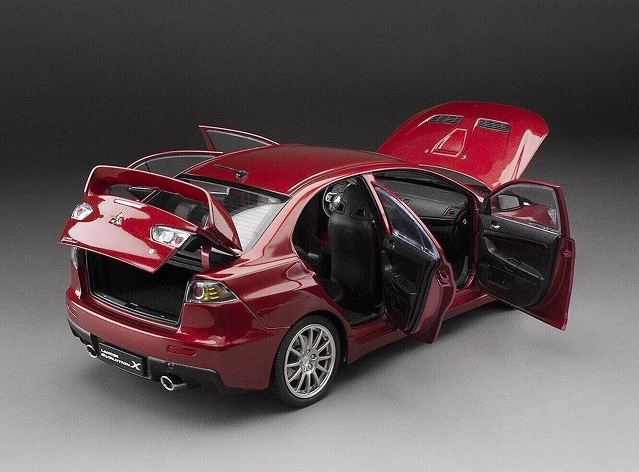 Subaru Mitsubishi Lancer Evo X LHD 2024  - 1:18 - Sun Star Subaru Mitsubishi Lancer Evo X LHD 2024  - 1:18 - Sun Star