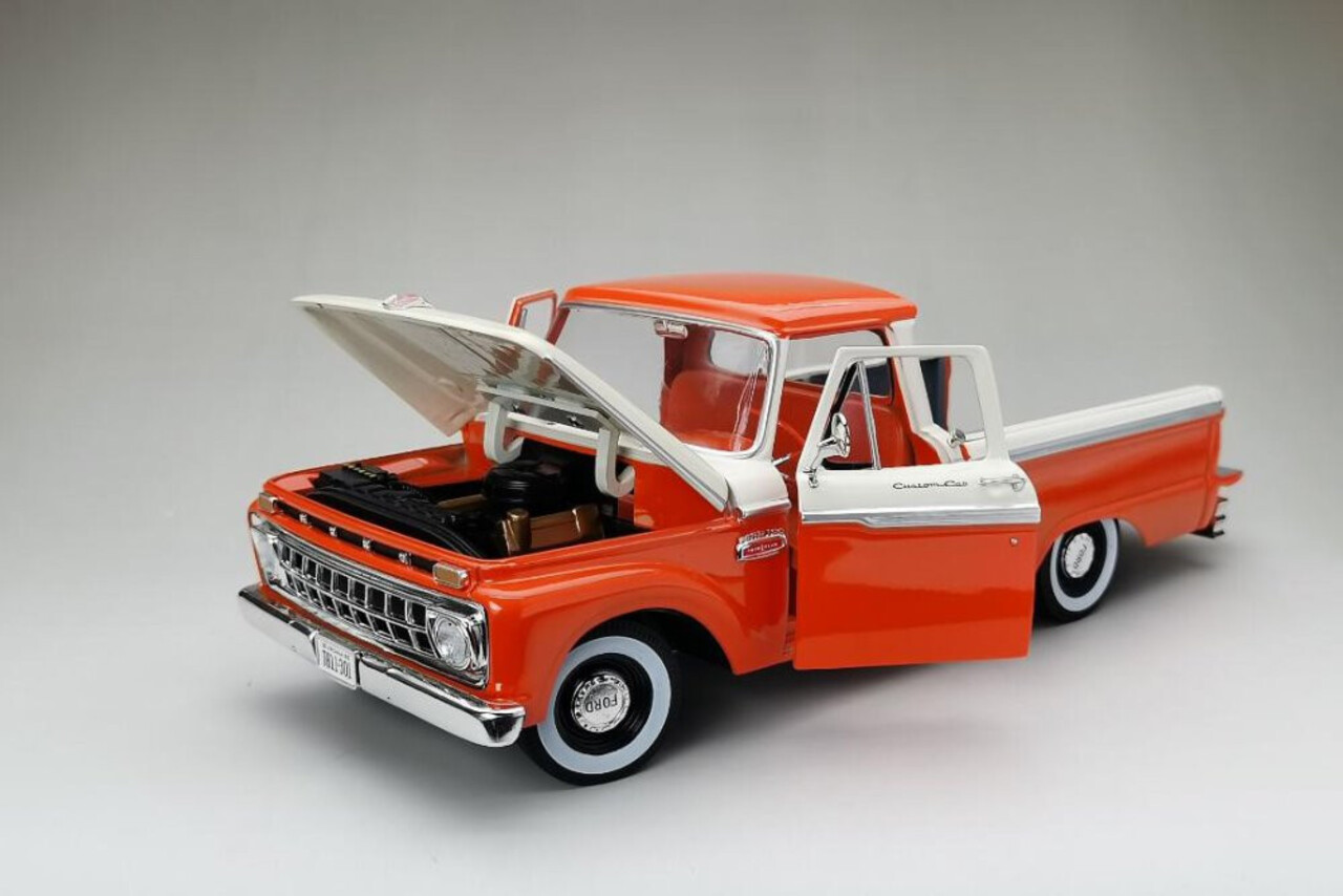 Ford Ford F-100 Custom Cab Pick-Up 1965 - 1:18 - Sun Star