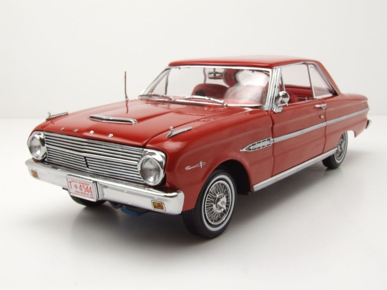 Ford Ford Falcon Hardtop 1963 - 1:18 - Sun Star