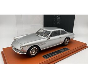 Ferrari Ferrari 330 GT 2+2 1965 - 1:18 - Top Marques Collectibles Ferrari Ferrari 330 GT 2+2 1965 - 1:18 - Top Marques Collectibles