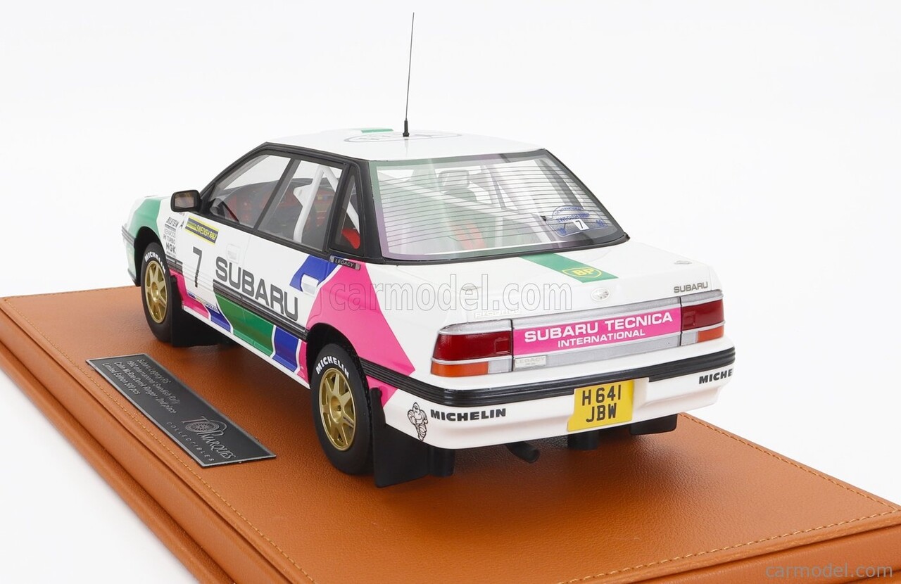 Subaru Subaru Legacy RS #7 2nd Rally Sweden 1992 + Showcase - 1:18 - Top Marques Collectibles Subaru Subaru Legacy RS #7 2nd Rally Sweden 1992 + Showcase - 1:18 - Top Marques Collectibles