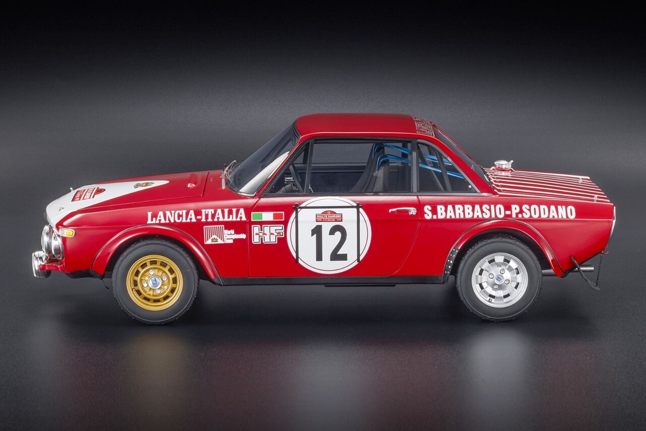 Lancia Lancia HF 1600 Coupe #12 Night Version 2nd Rally San Remo 1972 + Showcase - 1:12 - Top Marques Collectibles