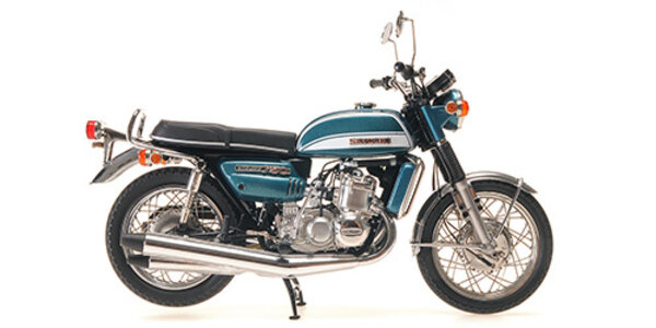 Suzuki Suzuki GT 750 J 1973 - 1:12 - Minichamps Suzuki Suzuki GT 750 J 1973 - 1:12 - Minichamps