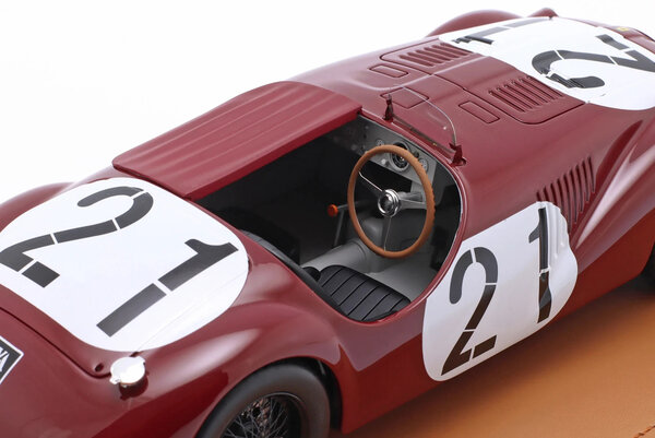 Ferrari Ferrari 125S Spider #21 2nd 12H Pescara (Italy) 1947- 1:18 - Tecnomodel Mythos Ferrari Ferrari 125S Spider #21 2nd 12H Pescara (Italy) 1947- 1:18 - Tecnomodel Mythos