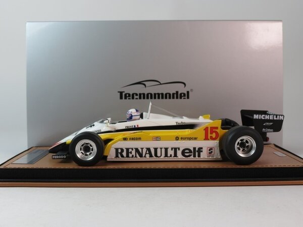 Renault Renault RE30B #15 Winner GP Brasil 1982 + Pilot - 1:18 - Tecnomodel Mythos