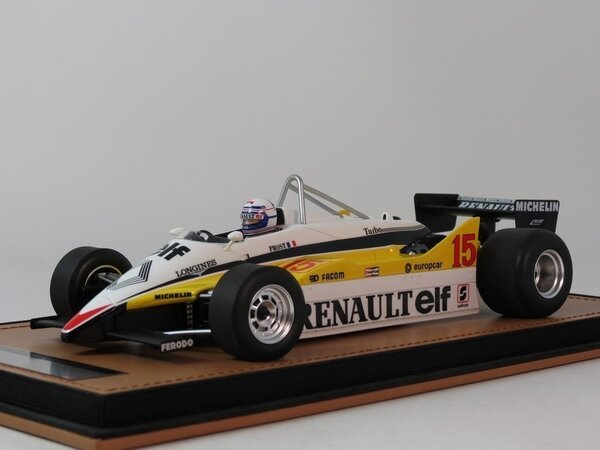 Renault Renault RE30B #15 Winner GP Brasil 1982 + Pilot - 1:18 - Tecnomodel Mythos