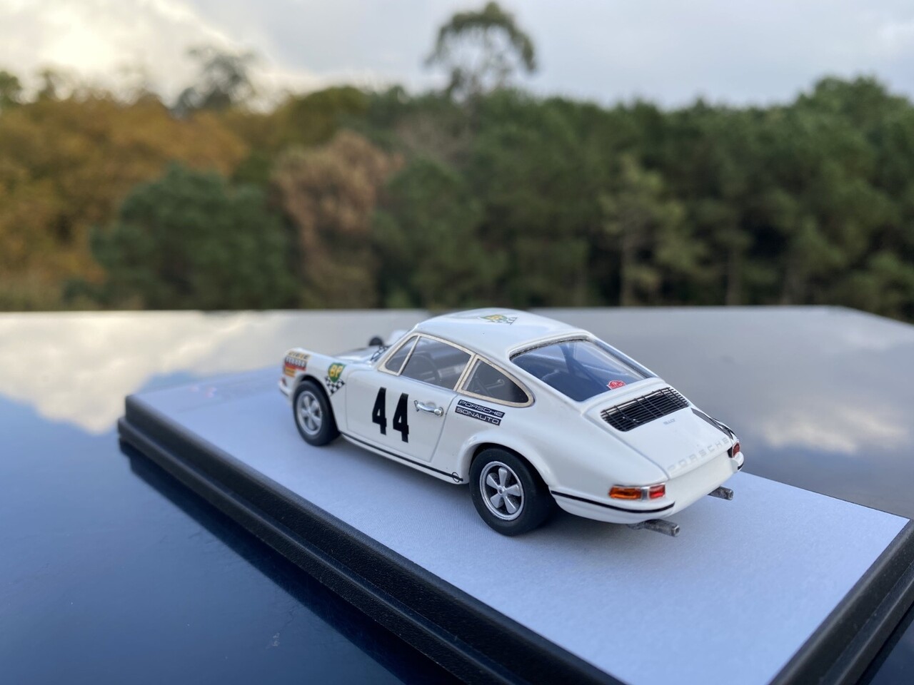 Porsche Porsche 911 S #44 24H Le Mans 1968 - 1:43 - Troféu Porsche Porsche 911 S #44 24H Le Mans 1968 - 1:43 - Troféu