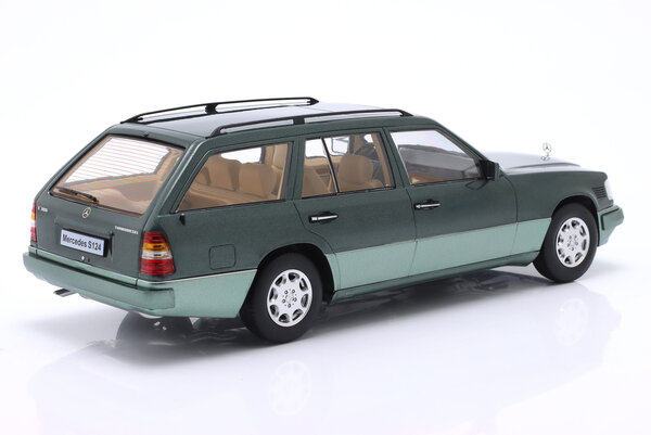 Mercedes-Benz Mercedes-Benz E-Class T-Model 1995 - 1:18 - Triple 9 Collection
