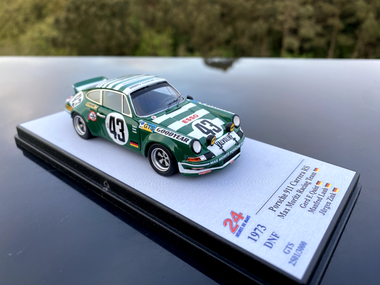 Porsche Porsche 911 RS Carrera #43 24H Le Mans 1973 - 1:43 - Troféu Porsche Porsche 911 RS Carrera #43 24H Le Mans 1973 - 1:43 - Troféu