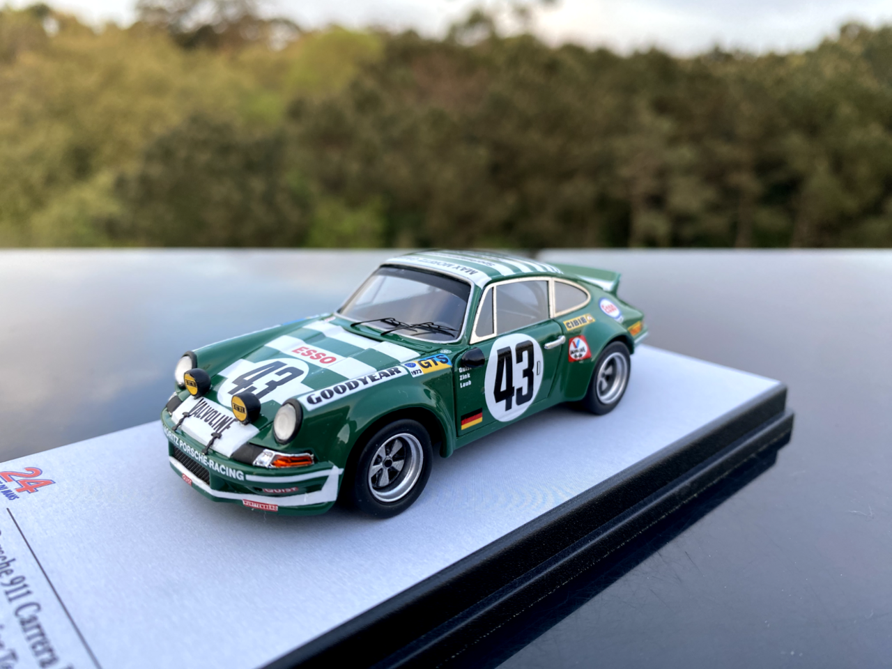 Porsche Porsche 911 RS Carrera #43 24H Le Mans 1973 - 1:43 - Troféu Porsche Porsche 911 RS Carrera #43 24H Le Mans 1973 - 1:43 - Troféu