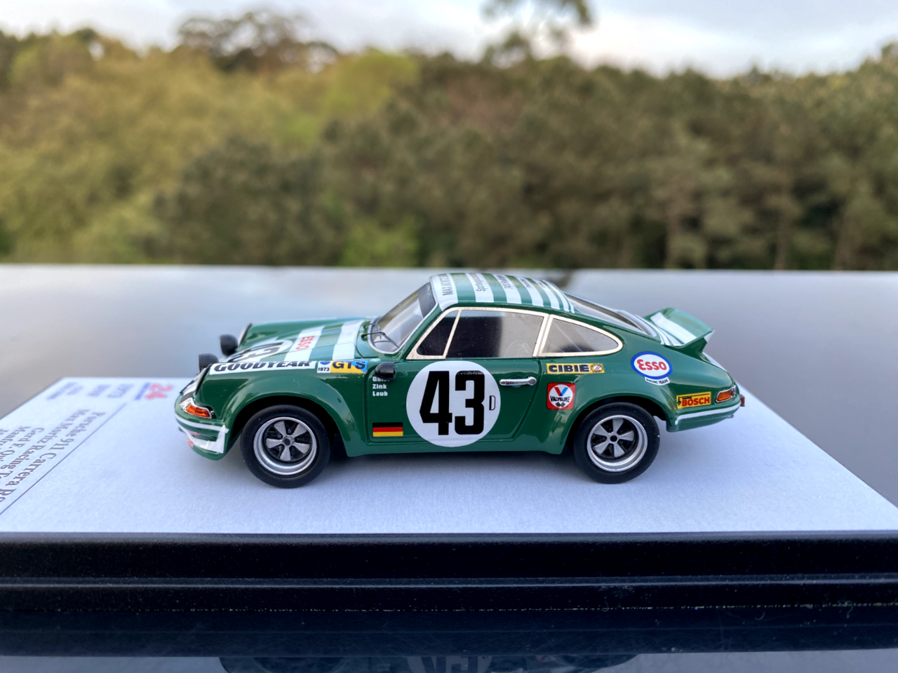Porsche Porsche 911 RS Carrera #43 24H Le Mans 1973 - 1:43 - Troféu Porsche Porsche 911 RS Carrera #43 24H Le Mans 1973 - 1:43 - Troféu