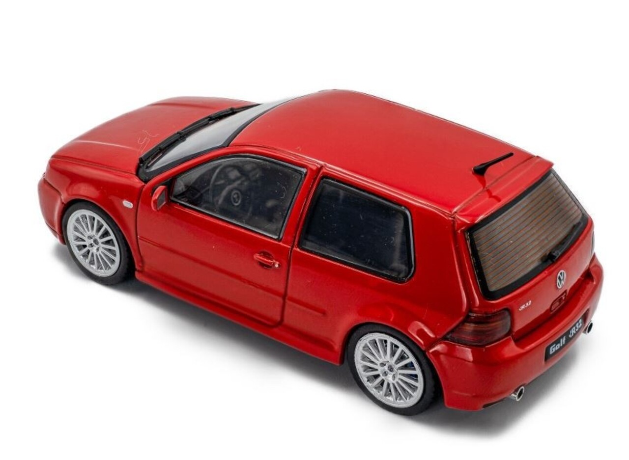 Volkswagen Volkswagen Golf IV R32 4Motion AWD - 1:43 - Solido Volkswagen Volkswagen Golf IV R32 4Motion AWD - 1:43 - Solido