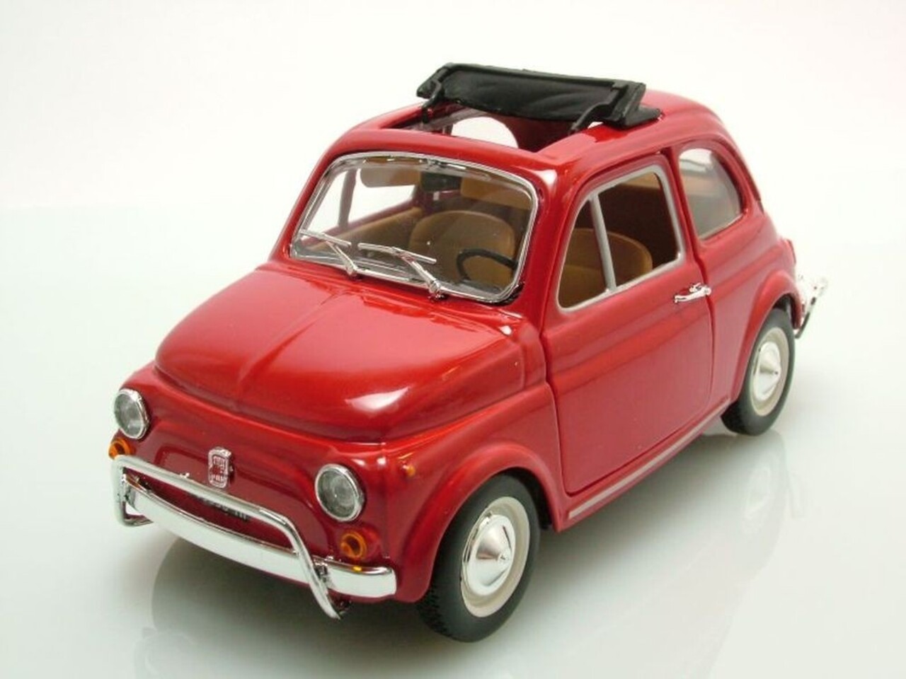 Fiat Fiat 500 L 1968 + Sunroof - 1:24 - Bburago Fiat Fiat 500 L 1968 + Sunroof - 1:24 - Bburago