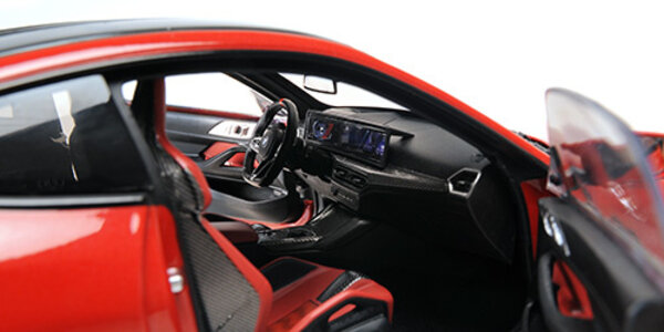 BMW BMW M4 2024 - 1:18 - Minichamps BMW BMW M4 2024 - 1:18 - Minichamps