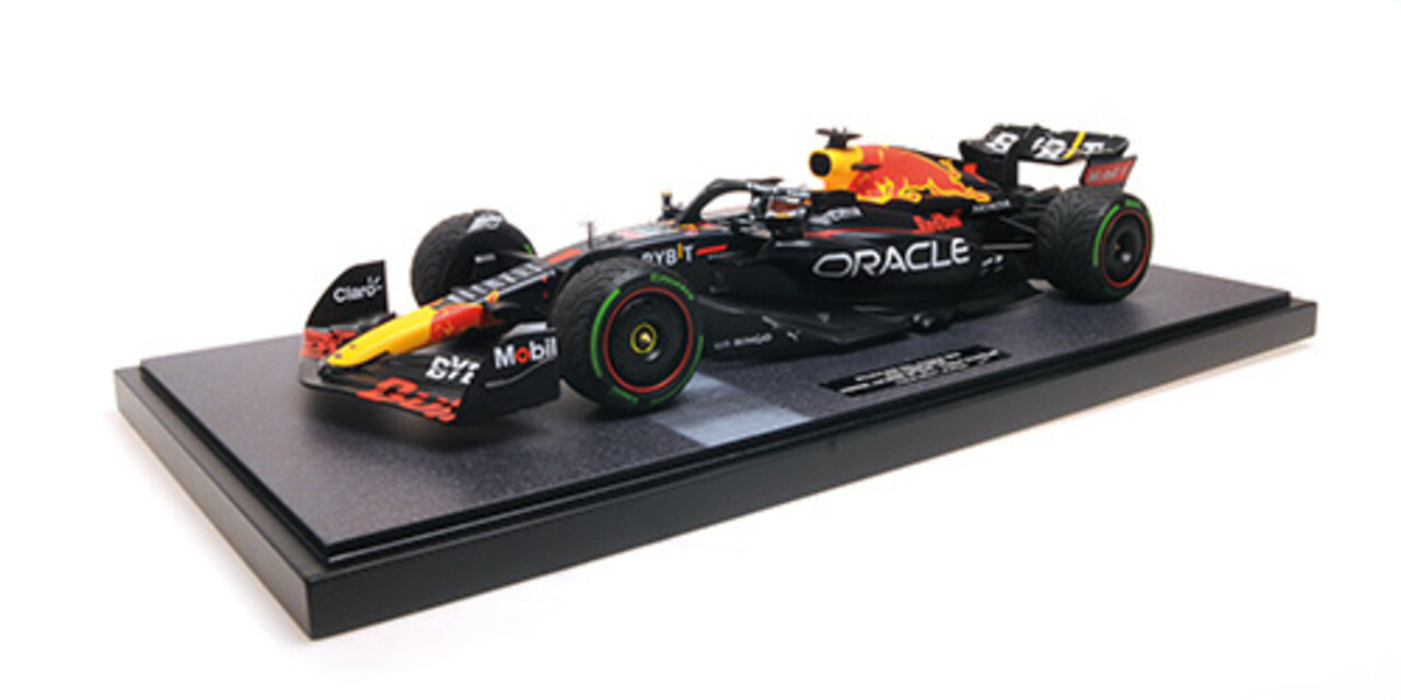 Formule 1 Red Bull Racing Honda RB18, Verstappen, Winner Japan WC 2022 - 1:12 - Minichamps Formule 1 Red Bull Racing Honda RB18, Verstappen, Winner Japan WC 2022 - 1:12 - Minichamps