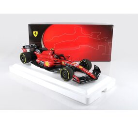 Formule 1 Ferrari  SF-23 #55 GP Belgium 2023 + Showcase C. Sainz  - 1:18 - BBR