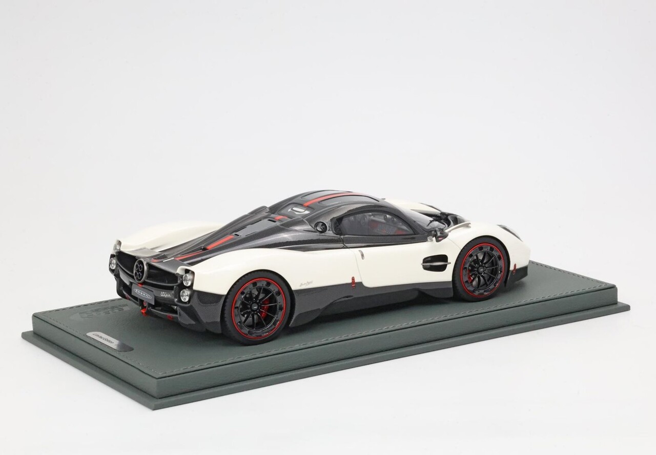 Pagani Pagani Utopia 2022 + Showcase - 1:18 - BBR
