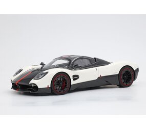 Pagani Pagani Utopia 2022 + Showcase - 1:18 - BBR