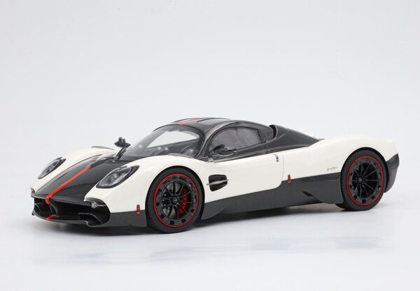 Pagani Pagani Utopia 2022 + Showcase - 1:18 - BBR