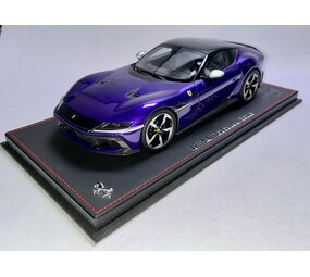 Ferrari Ferrari 12 Cil. V12 830cv Panoramic Roof 2024 + Showcase - 1:18 - BBR Ferrari Ferrari 12 Cil. V12 830cv Panoramic Roof 2024 + Showcase - 1:18 - BBR