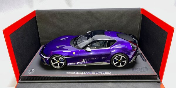Ferrari Ferrari 12 Cil. V12 830cv Panoramic Roof 2024 + Showcase - 1:18 - BBR