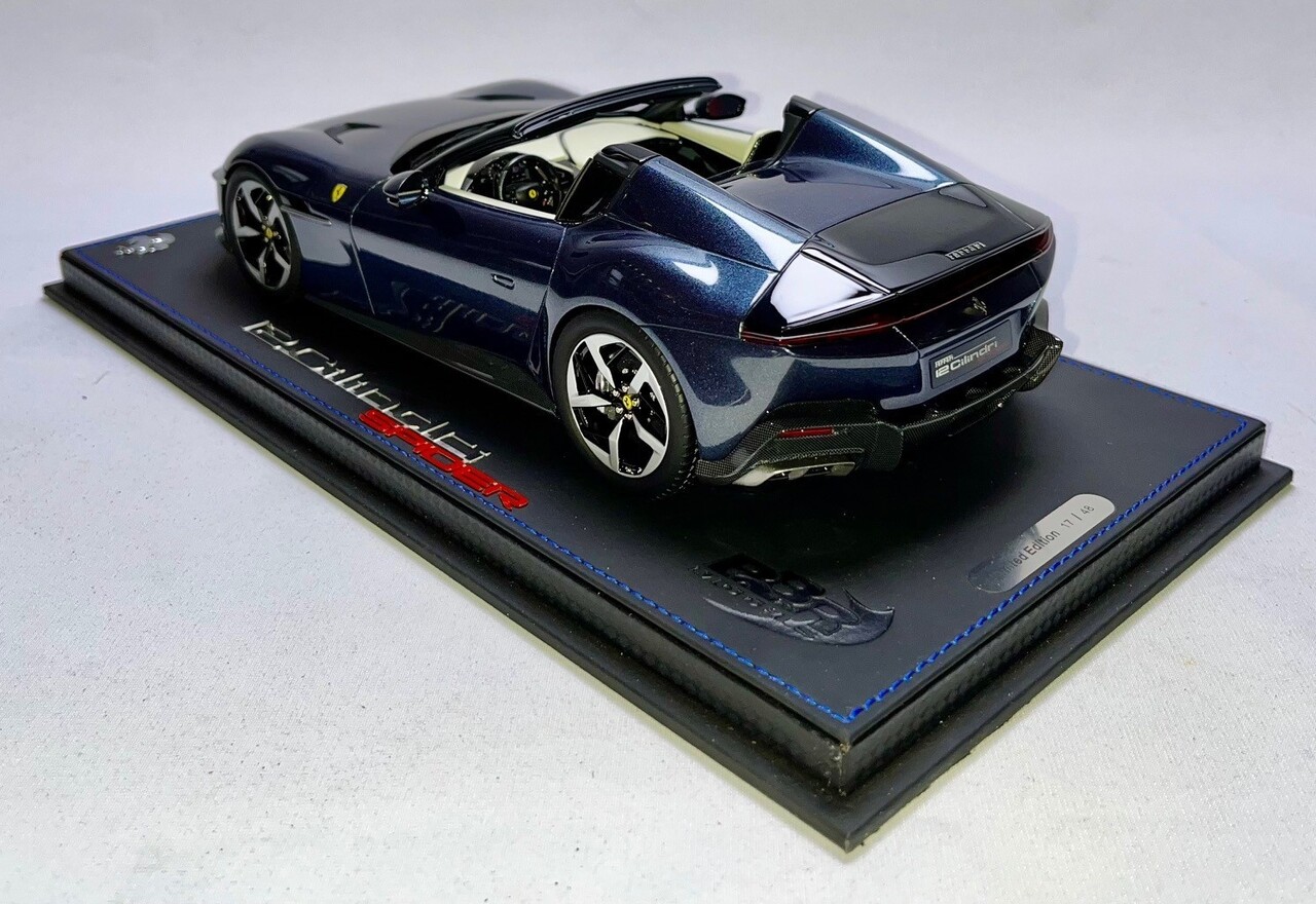 Ferrari Ferrari 12 Cil. V12 830cv Spider Open 2024 + Showcase - 1:18 - BBR